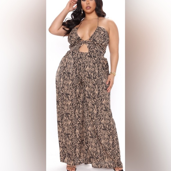 Elegant Zebra Print Jumpsuit - Picture 2 of 7